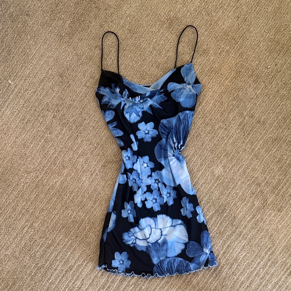 Forever 21 Blue Floral Camisole